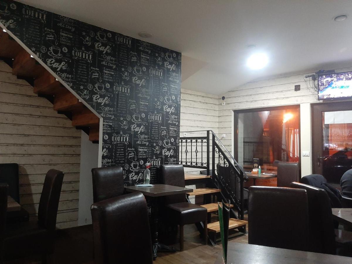 Bed&Breakfast Intermezzo Caffe Kikinda 外观 照片