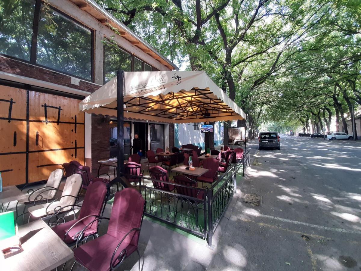 Bed&Breakfast Intermezzo Caffe Kikinda 外观 照片