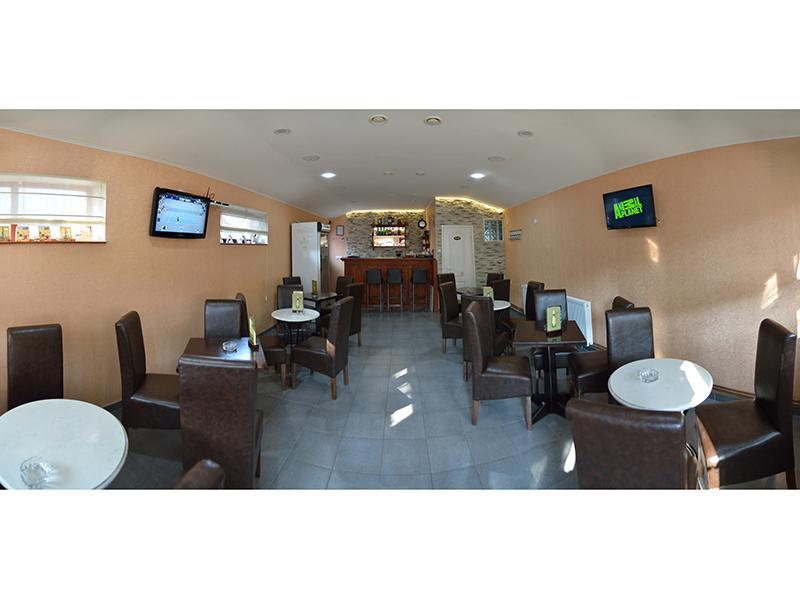 Bed&Breakfast Intermezzo Caffe Kikinda 外观 照片